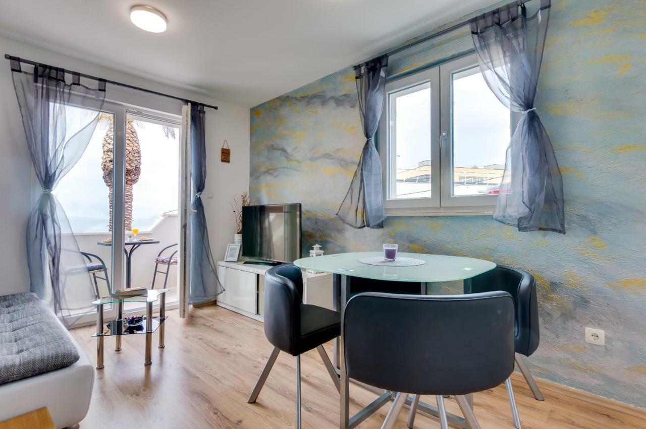 Boutique Wind Rose Apartment By The Beach ポドストラナ エクステリア 写真